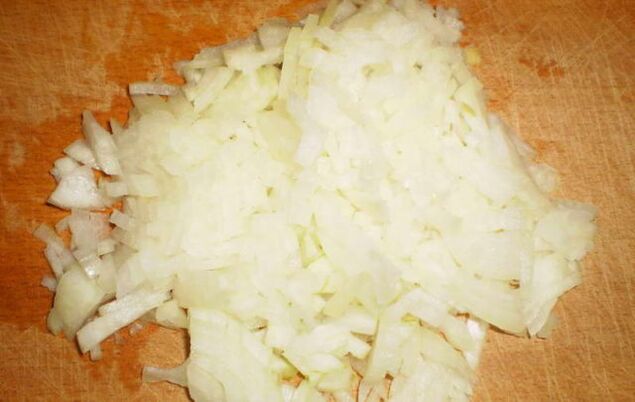 Chopped onions will help you get your nails back to a healthy look.